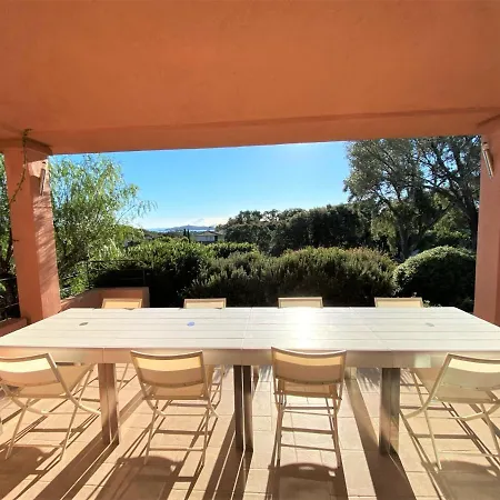 Βίλα Villa La Tour De Pinarello *