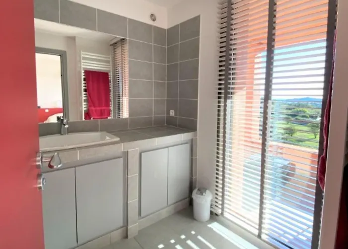 Villa Villa La Tour de Pinarello *