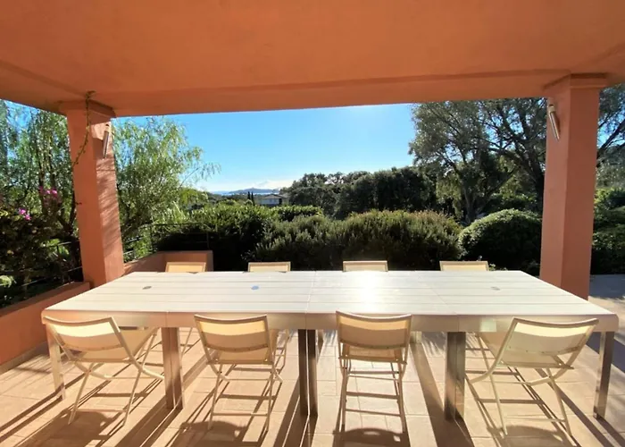 Villa La Tour de Pinarello