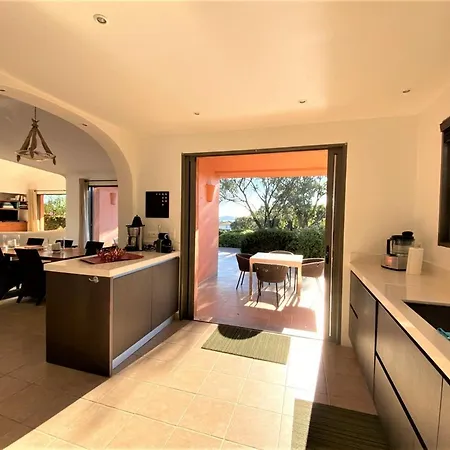 Villa Villa La Tour De Pinarello Mangialla