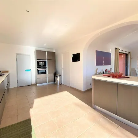 Villa La Tour De Pinarello Mangialla